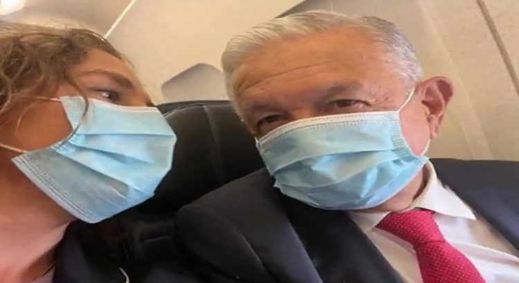 AMLO arriba a Washington para reunión con Biden