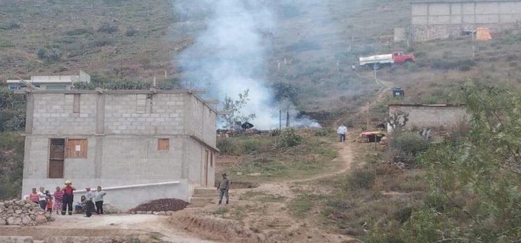 Incendio en domicilio deja cuatro lesionados