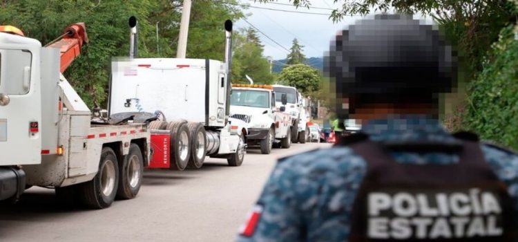 Hidalgo: Huachicoleros son despojan de un predio con combustible robado
