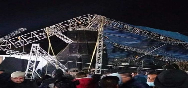 Se desploma escenario durante posada comunal en Hidalgo