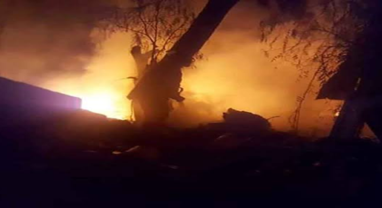Se incendia bodega huachicolera en Hidalgo; habilitan albergue por nube tóxica