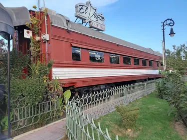 Vive la experiencia de comer en un tren en Tulancingo