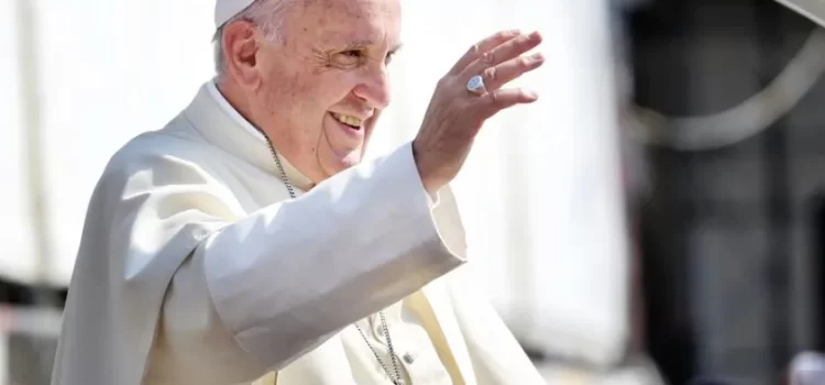 Papa Francisco bendice a peregrinos de Tulancingo