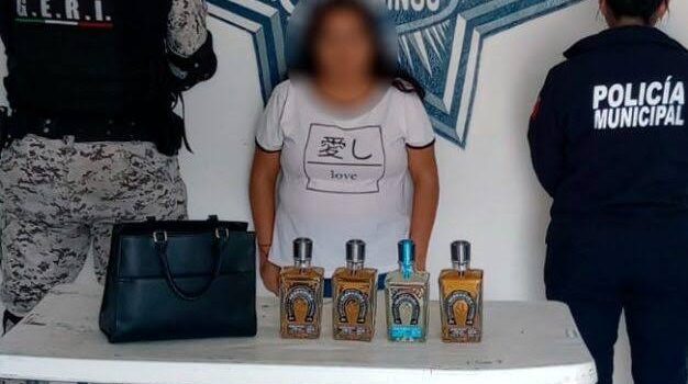 Capturan a mujer por robo de alcohol en Soriana de Tulancingo