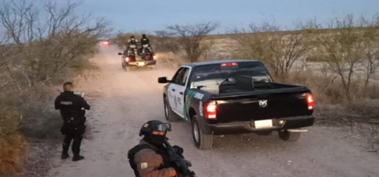 Se agarran a balazos por media hora policías y civiles armados en Hidalgo