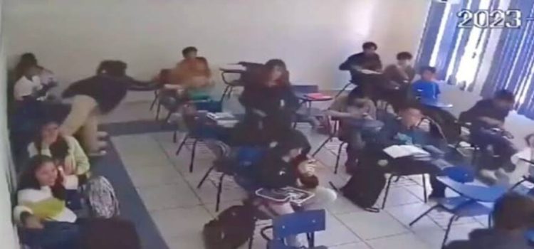 Denuncian a alumno que desmayó a compañera en Hidalgo