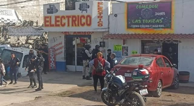 Hombre es asesinado dentro de su bar en Tulancingo