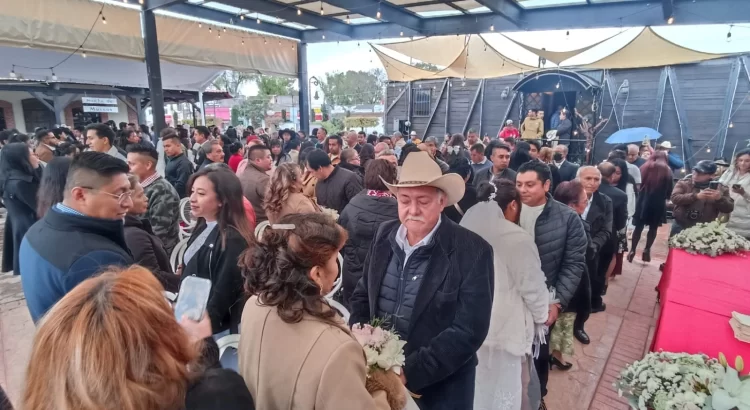 Bodas Colectivas en Tulancingo rompe récord de matrimonios