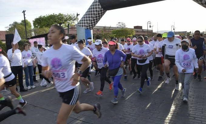 Carrera recreativa por día internacional la mujer en Tulancingo