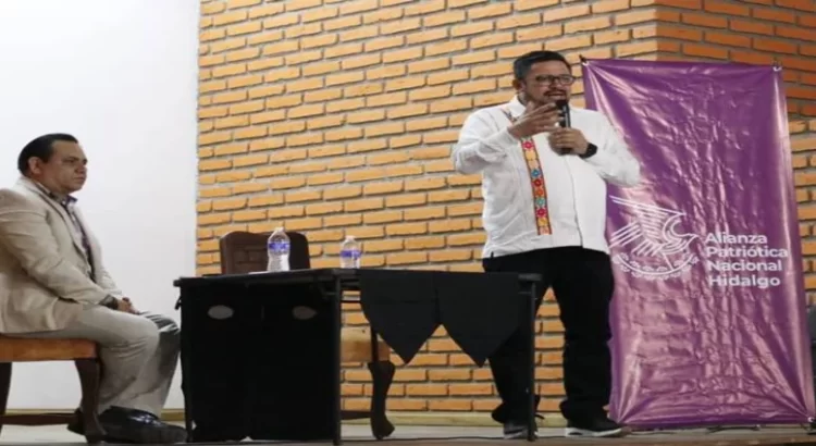 Morena firma convenio con organización política en Hidalgo