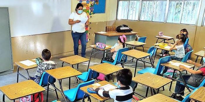 Se previene el delito en escuelas de Tulancingo