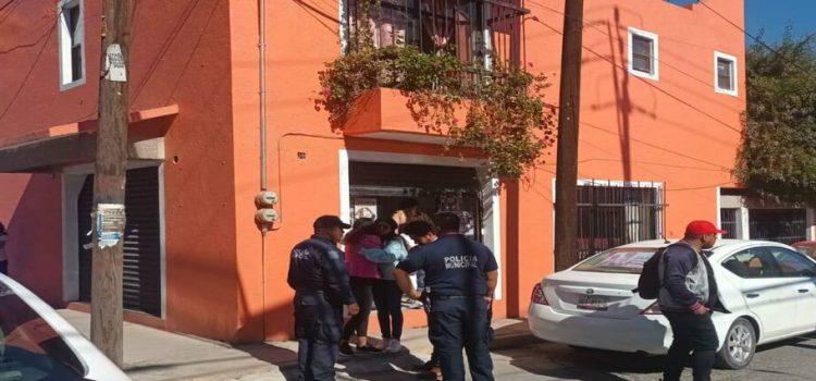 Presunto grupo de colombianos asalta oficinas de Morena en Tula, Hidalgo