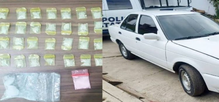 Detienen a pareja con 45 envoltorios de probable droga en Hidalgo