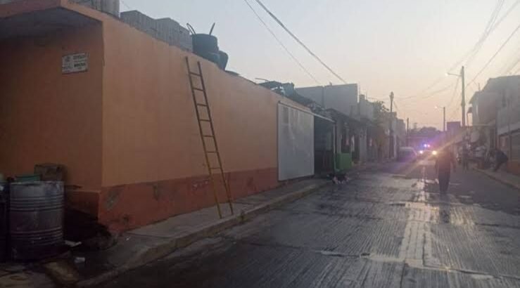 Se incendia casa habitación en Tulancingo