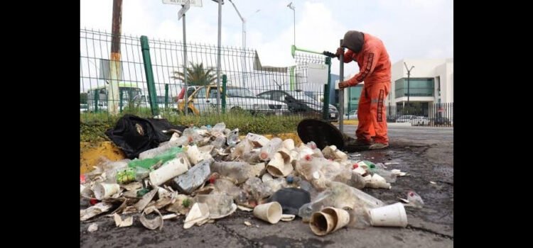 Hasta 20 toneladas de basura en drenes pluviales de Hidalgo