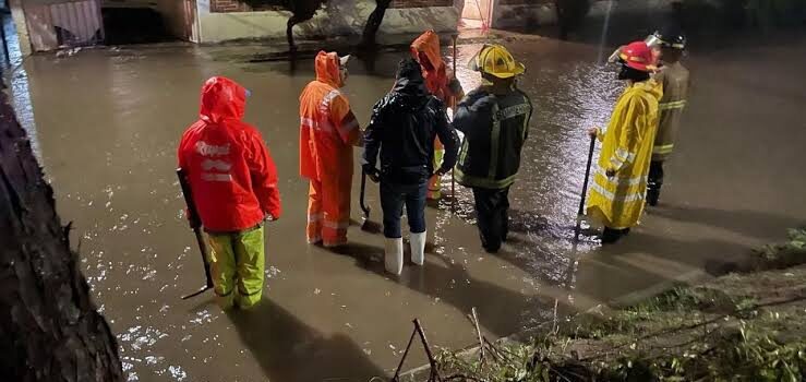 Tromba provoca anegamientos en Tulancingo