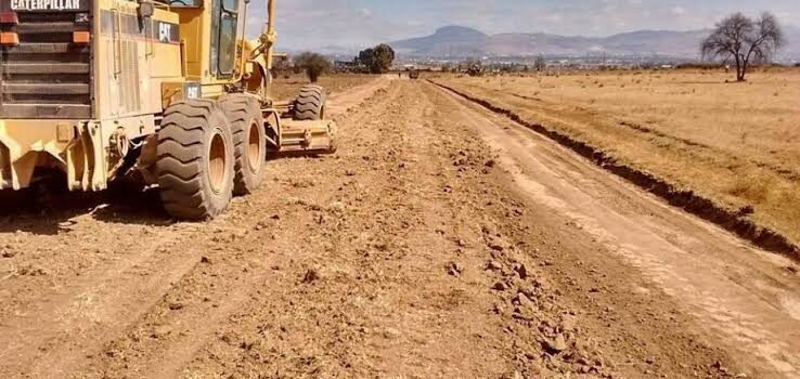 Rehabilitan casi 7 kilómetros de caminos en Tulancingo