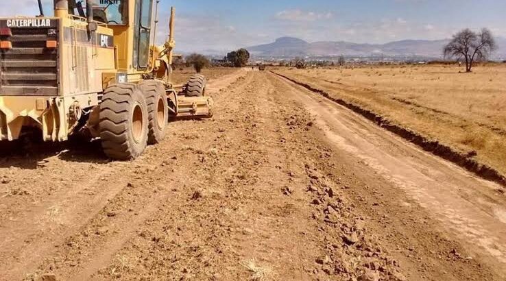 Rehabilitan casi 7 kilómetros de caminos en Tulancingo