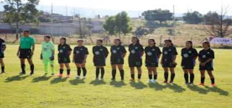 Talentos futbolísticos de la región Tulancingo fueron becados para ir a Italia