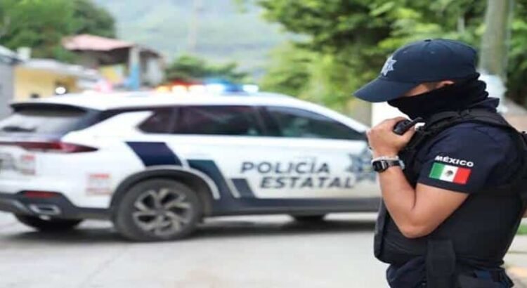 Dos policías de Mixquiahuala, Hidalgo, son suspendidos tras ser captados ebrios