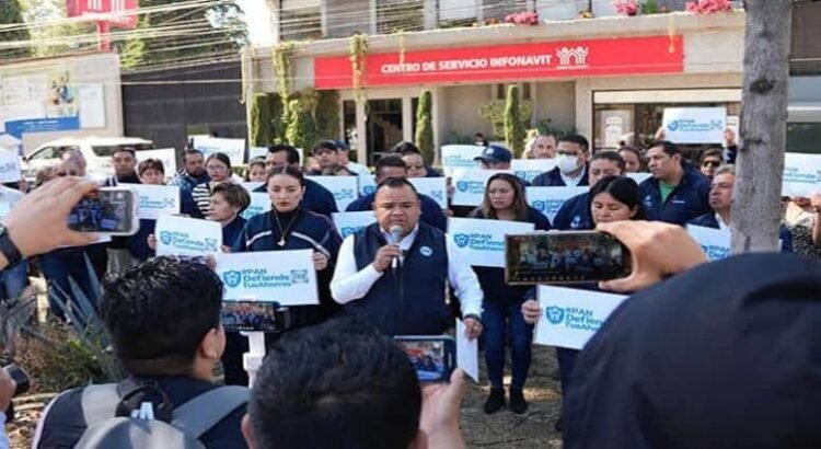 Panistas protestan en Hidalgo contra reforma a la Ley del Infonavit