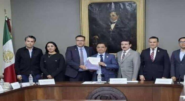 Alcaldes de Hidalgo se van sin dejar recursos para deudas y sin pagar impuestos