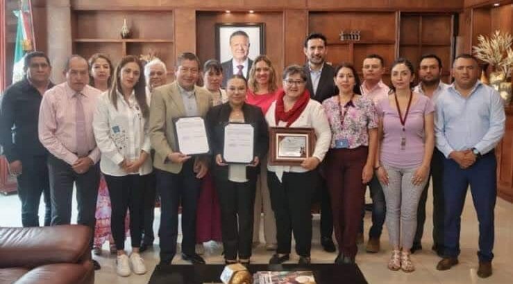 Acuerdan mejoras para plantel y estudiantes del Cecyteh en Tulancingo