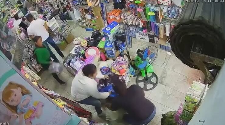 Caen 3 presuntos narcomenudistas tras cateos en Tulancingo