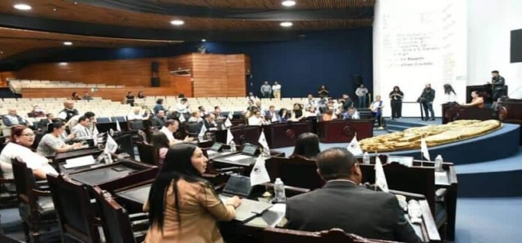 Congreso de Hidalgo aprueba licencia para diputada con orden de aprehensión por caso Trejo Leal