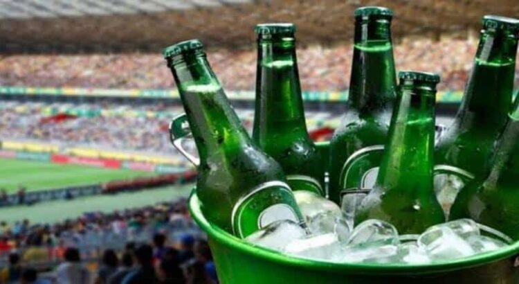 Buscan frenar consumo de alcohol en estadios de Hidalgo con presencia de menores