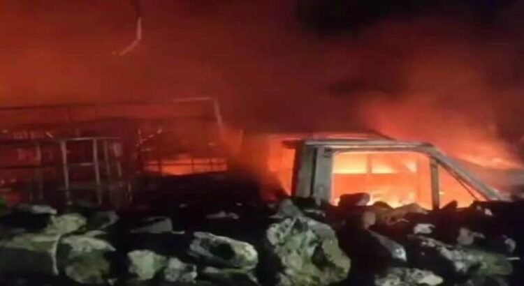 Explosión de toma clandestina en Hidalgo deja dos muertos