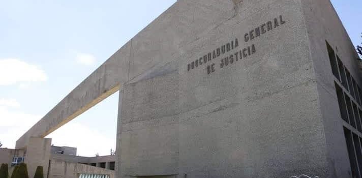 Denuncian a notario de Tulancingo ante la PGJEH