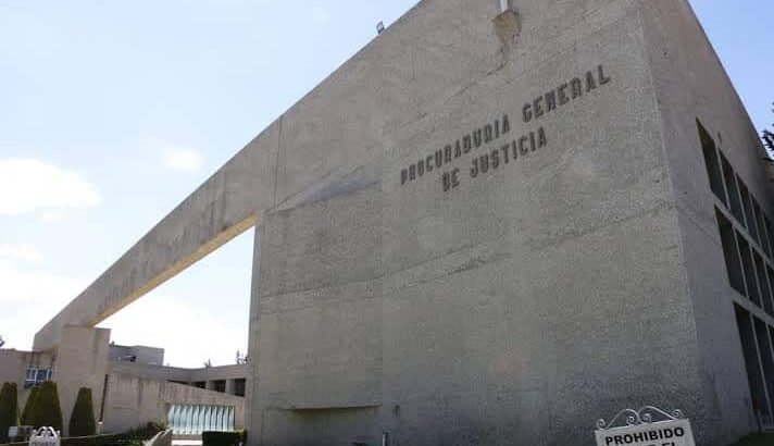 Denuncian a notario de Tulancingo ante la PGJEH