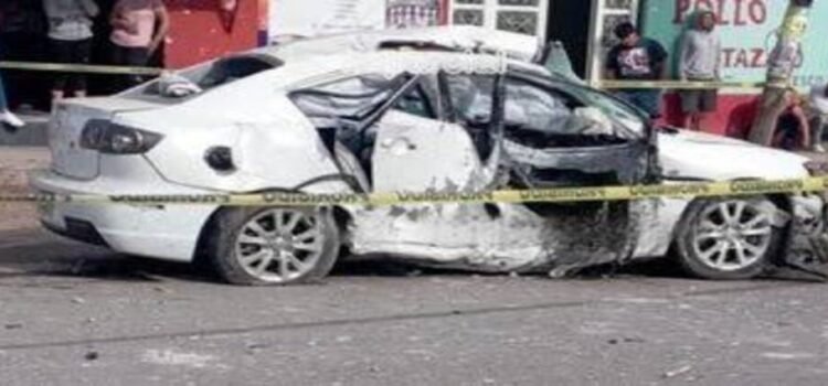 Dos jóvenes mueren tras chocar contra un poste en Hidalgo