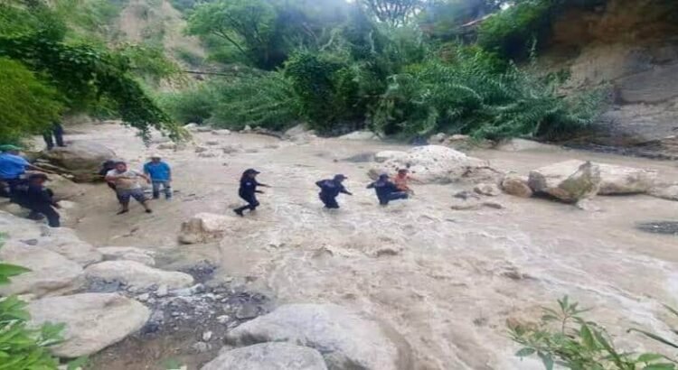 Turistas mueren ahogados en el balneario La Gloria Tolantongo, en Hidalgo