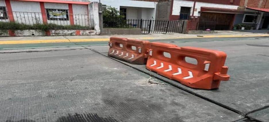 Se registra hundimiento en calle Hidalgo, en la zona de la falla geológica de Zapotlán Se registra hundimiento en calle Hidalgo, en la zona de la falla geológica de Zapotlán