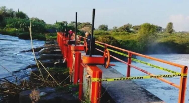 Localizan cuerpo en canal de aguas negras en Tlahuelilpan