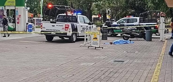 Adulto mayor muere en central camionera de Tulancingo