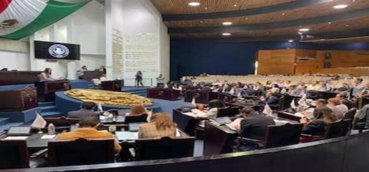 Solo tres diputados federales de Hidalgo han emitido primer informe de labores