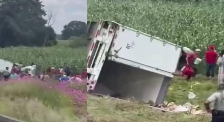 Tras volcar, tráiler pierde su carga por rapiña en límites entre Hidalgo y el Edomex