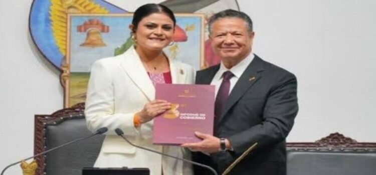 Gobernador de Hidalgo rinde su Tercer Informe de Gobierno Gobernador de Hidalgo rinde su Tercer Informe de Gobierno