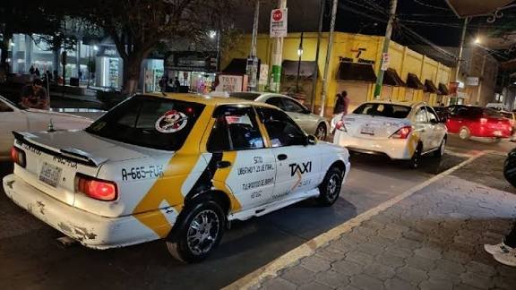 Tarifa mínima en taxis es de hasta 80 pesos en Tulancingo