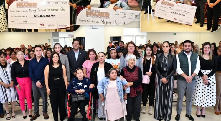 Entregan apoyos Transformando Tulancingo y Mujer Emprende y Transforma