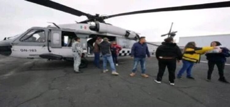 Rentan helicóptero para llevar víveres a damnificados de Joquela, Hidalgo Rentan helicóptero para llevar víveres a damnificados de Joquela, Hidalgo