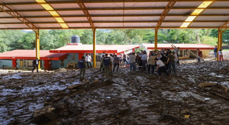 Inundaciones dañaron 821 escuelas en 5 estados Inundaciones dañaron 821 escuelas en 5 estados