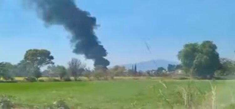 Explota bodega clandestina donde almacenaban huachicol en Hidalgo