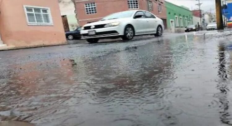 Fenómeno meteorológico provoca lluvias intensas y bajas temperaturas en Hidalgo Fenómeno meteorológico provoca lluvias intensas y bajas temperaturas en Hidalgo